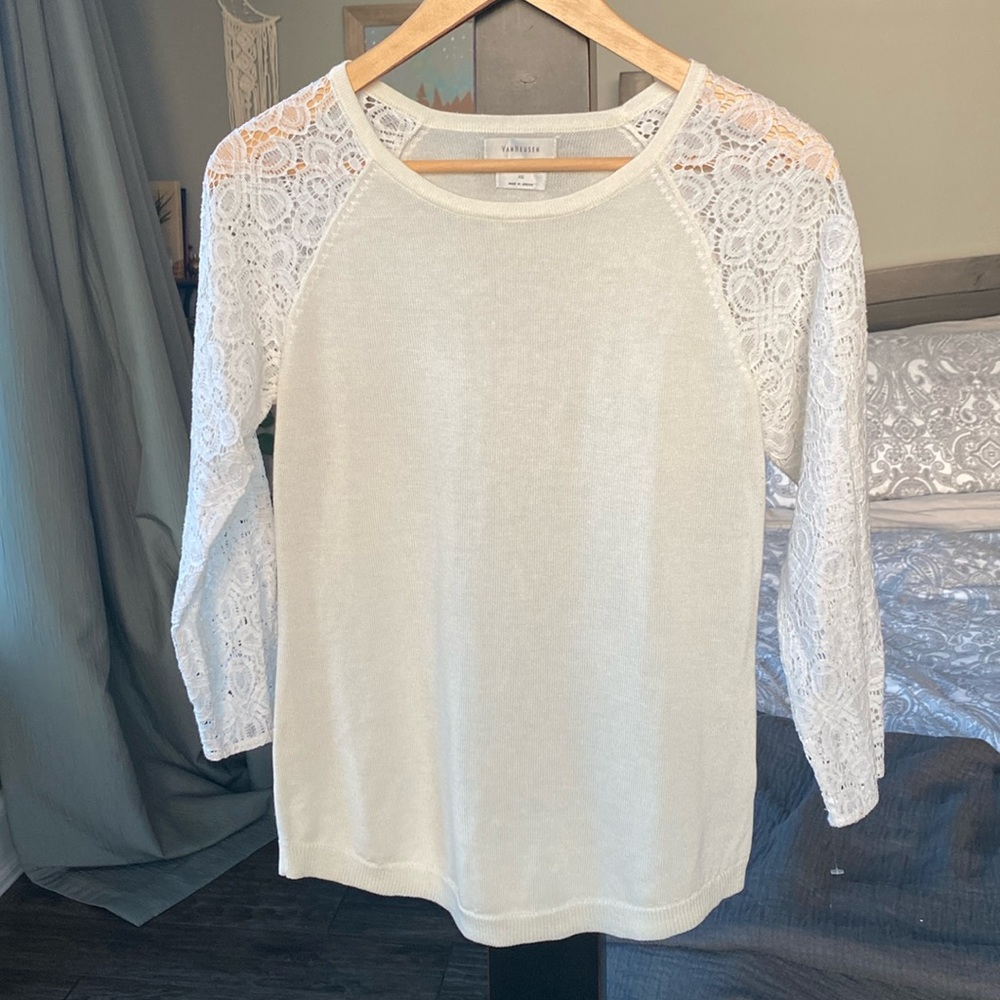 Van Heusen light weight knit.